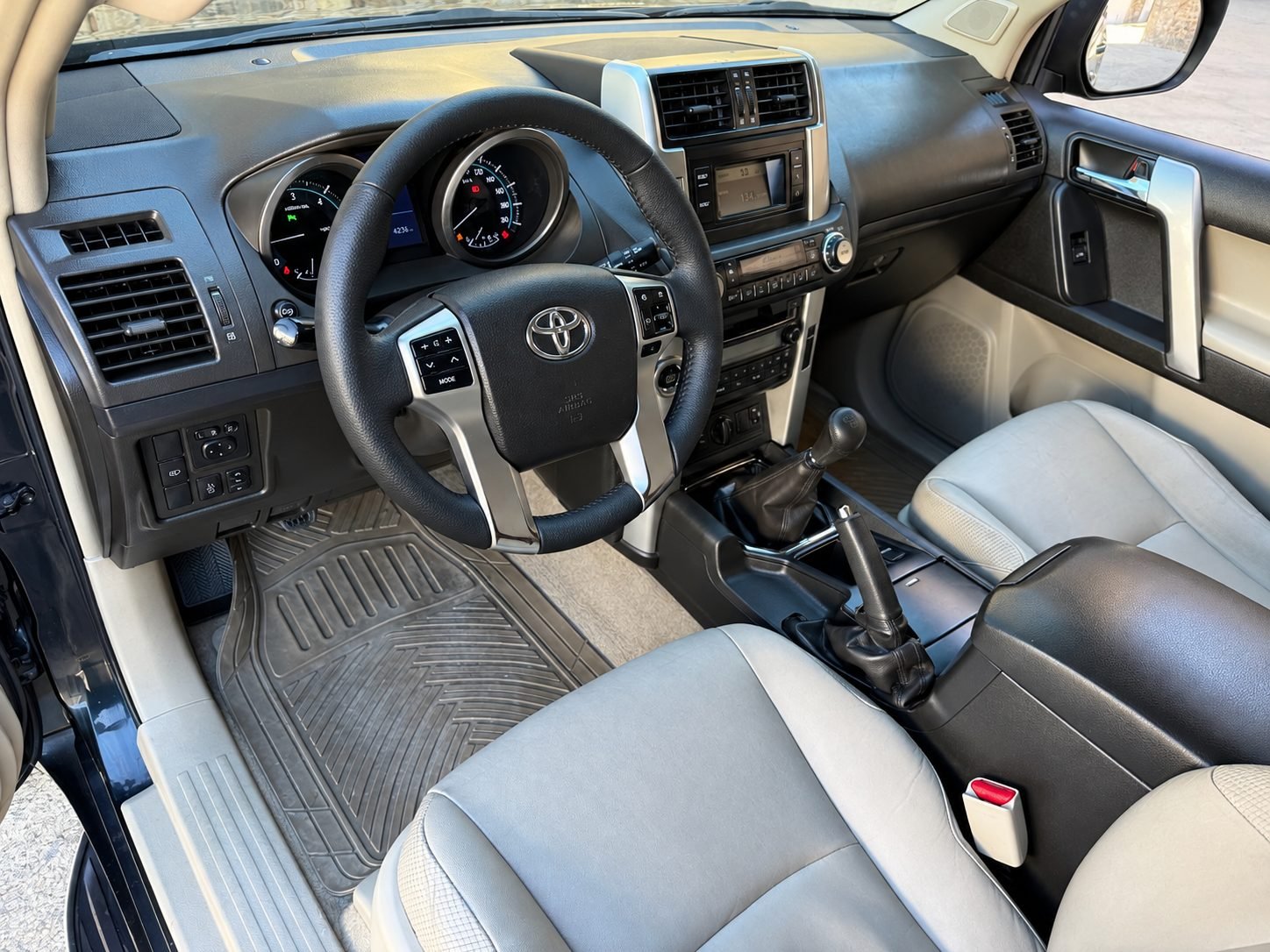 TOYOTA Land Cruiser 3.0 D4D VXL AUTO 7 Plazas  