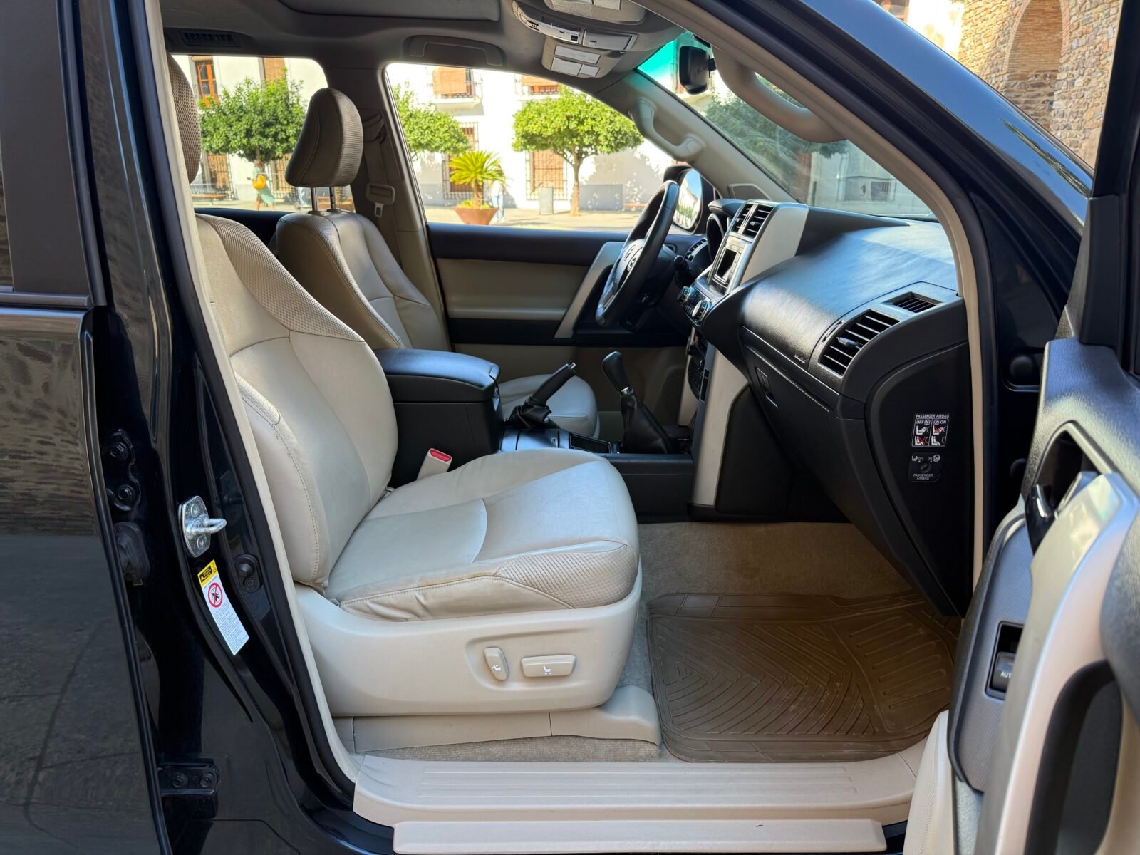 TOYOTA Land Cruiser 3.0 D4D VXL AUTO 7 Plazas  