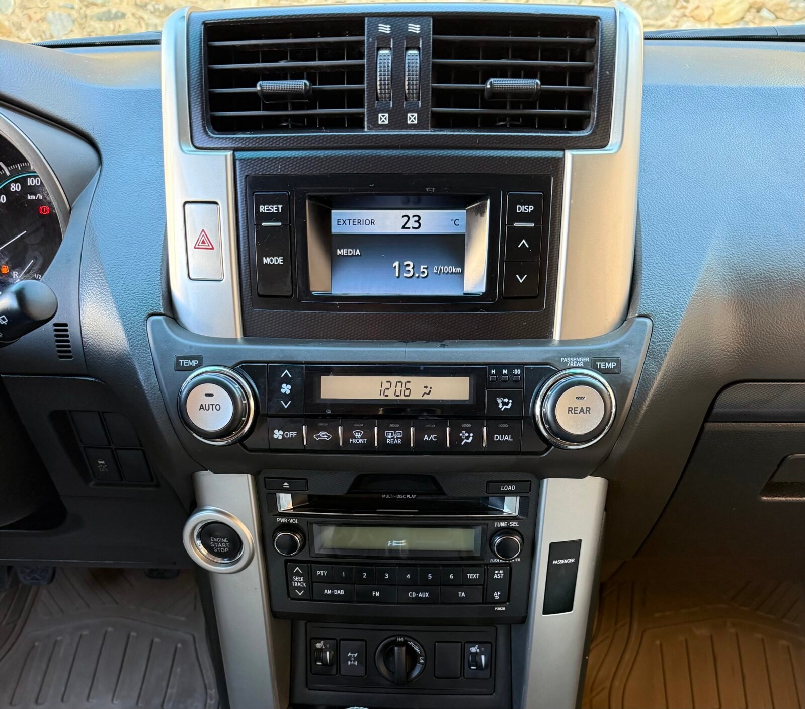 TOYOTA Land Cruiser 3.0 D4D VXL AUTO 7 Plazas  