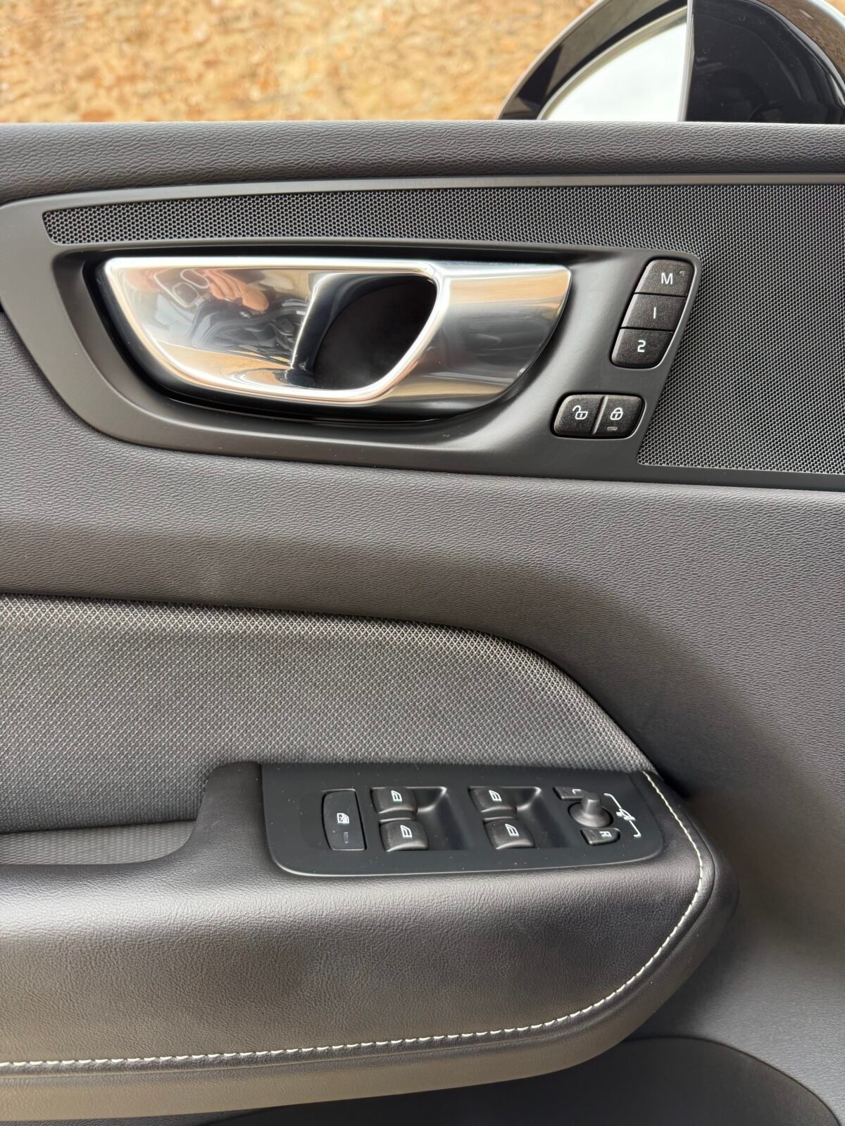 VOLVO XC60 2.0 T6 AWD Recharge R-Design Auto Híbrido enchufable 