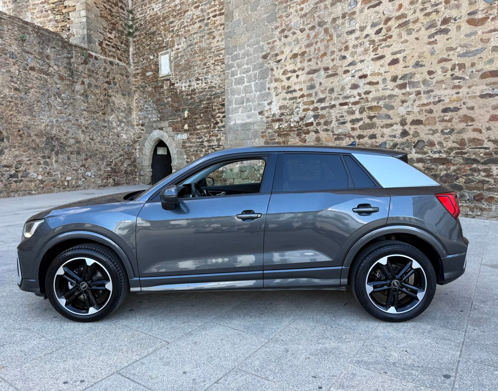 AUDI Q2 S line 30  1.6 TDi 116 CV 