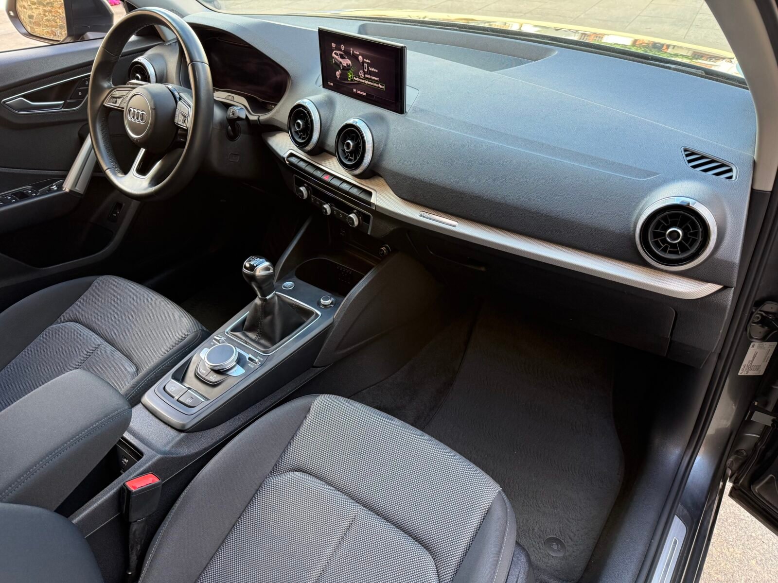 AUDI Q2 S line 30  1.6 TDi 116 CV 